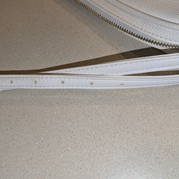 GUESS Floral Print Laptop, EUC - Picture 10 of 12